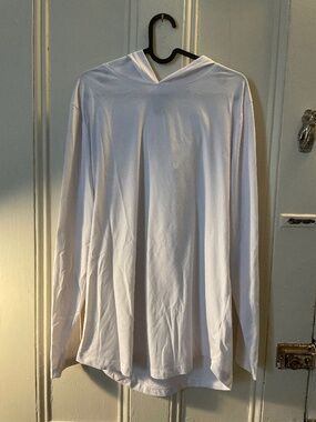 Cuts clothing hooded tshirt
